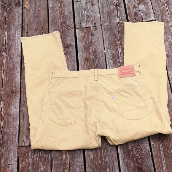 Levi's yellow cords - Picture 7 of 13